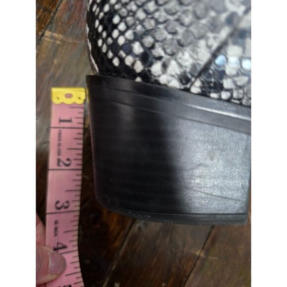 Blondo Elvina Snakeskin Waterproof Ankle Booties - Picture 13 of 16